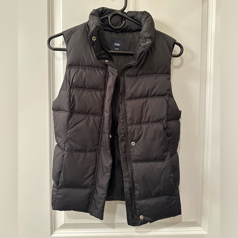 Gap Puffer Vest